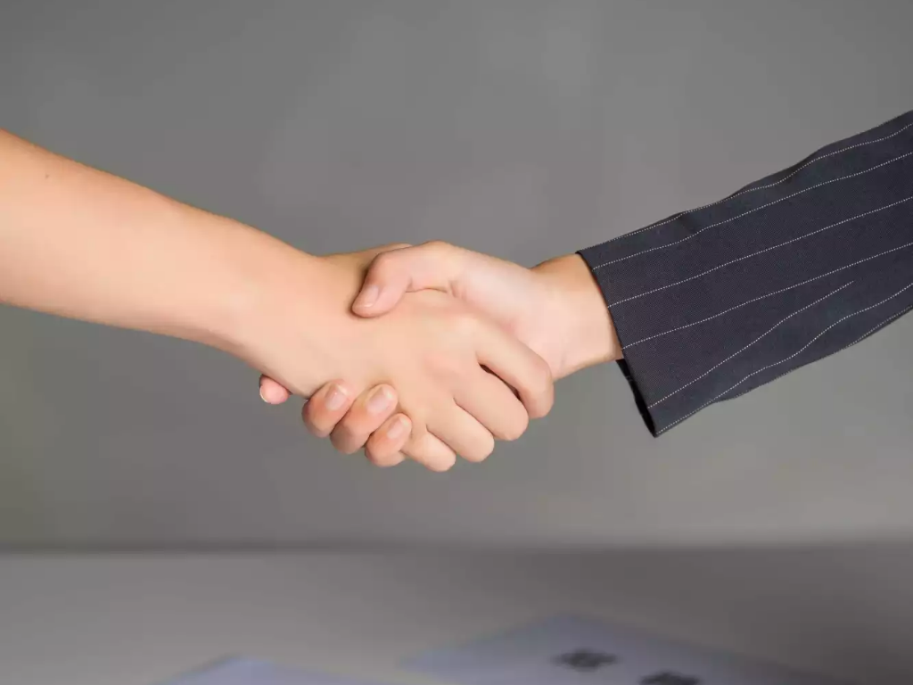 以誠爲本  以信至上